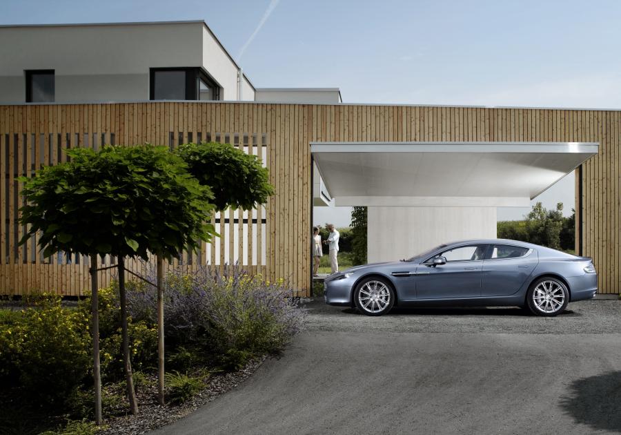  Aston Martin Rapide 2010 года  (фото 166 из 190)
